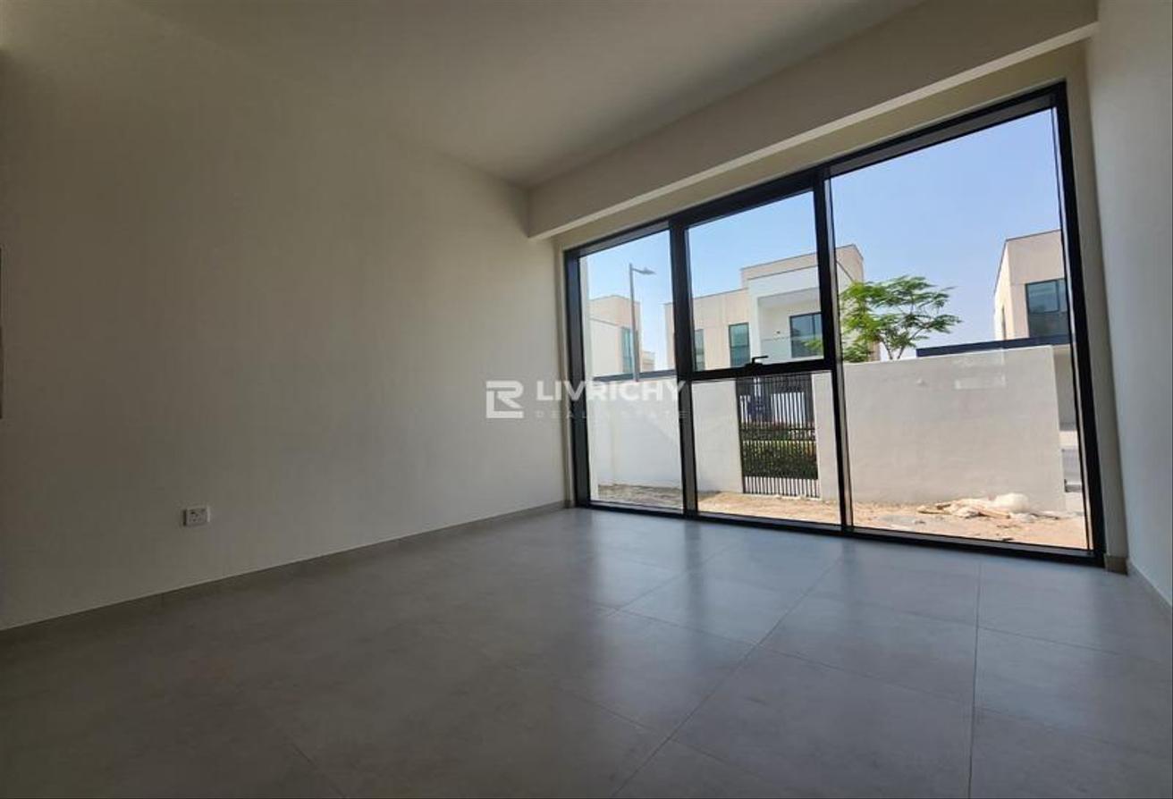 FAMILY VILLA | 4BR + MAID | PRIME LOCATION photo 12
