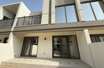 Townhouse - 3 Bedrooms - 4 Bathrooms for rent in Aura Gardens - Tilal Al Ghaf - Dubai