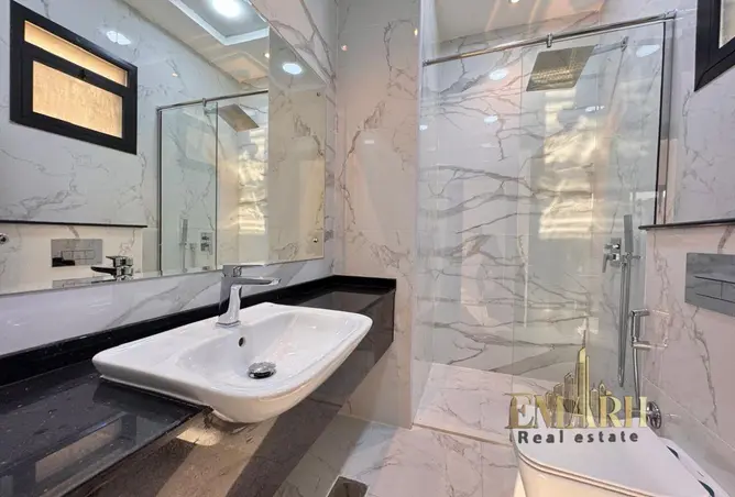 153730905 - Property Image 3