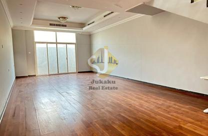 Villa - 3 Bedrooms - 4 Bathrooms for rent in Al Badaa Street - Al Badaa - Dubai