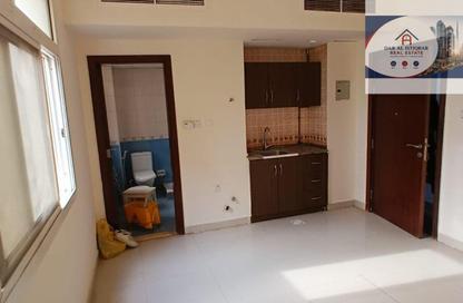 Apartment - Studio - 1 Bathroom for rent in Victoria Tower - Al Gulayaa - Sharjah