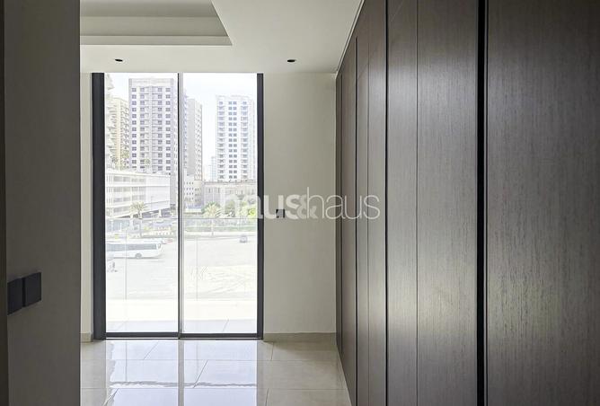 Huge Layout | Premium Finishing | Smart Home