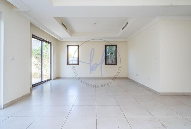106390531 - Property Image 2