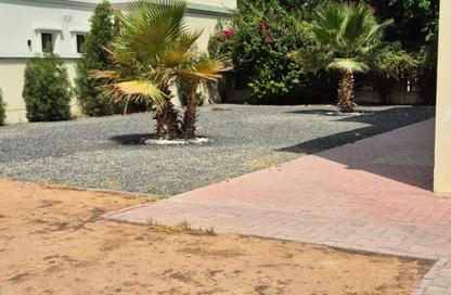 Villa - 2 Bedrooms - 3 Bathrooms for rent in Jumeirah Village Triangle - Dubai