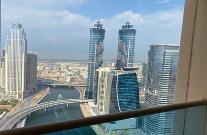 شقة - 2 غرف نوم - 2 حمامات للايجار في برج تشرشل السكني - أبراج تشرشل - الخليج التجاري - دبي