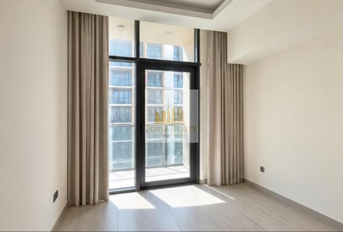 Modern Studio | Private Balcony | Vacant