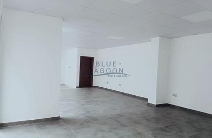 Shop - Studio for rent in Hor Al Anz East - Hor Al Anz - Deira - Dubai Shop - Studio for rent in Hor Al Anz East - Hor Al Anz - Deira - Dubai