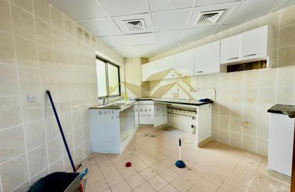Apartment - 2 Bedrooms - 2 Bathrooms for rent in Karama Park Area - Al Karama - Dubai