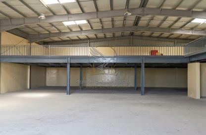 Warehouse - Studio - 2 for rent in Al Sajaa S - Al Sajaa - Sharjah