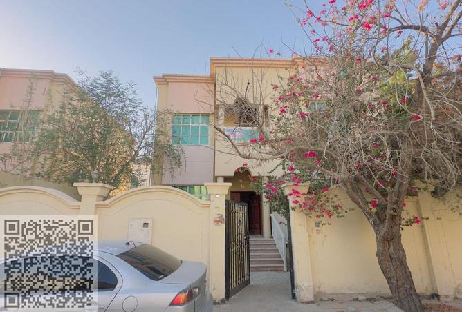 71113379 - Property Image 2