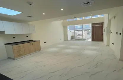 تاون هاوس - 3 غرف نوم - 5 حمامات للبيع في روكان 3 - روكان - دبي لاند - دبي