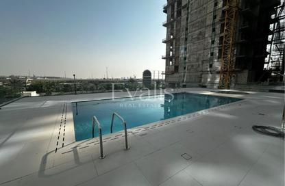 Apartment - 1 - 2 for rent in Royal Regency - Business Bay - Dubai