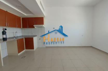 Apartment - Studio - 1 Bathroom for rent in SBS Al Khan - Al Khan - Sharjah