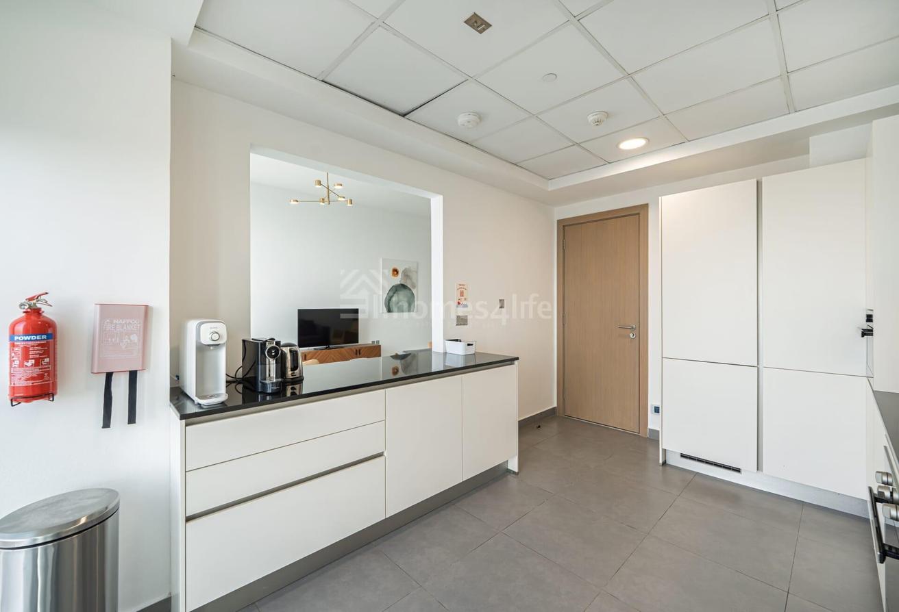 2BHK + Maid | Large Layout | Sea View photo 7