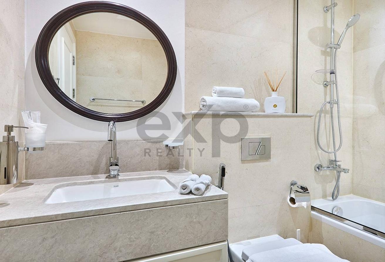 Fully Upgraded | Furnished Luxury Duplex | Bills Incl photo 22