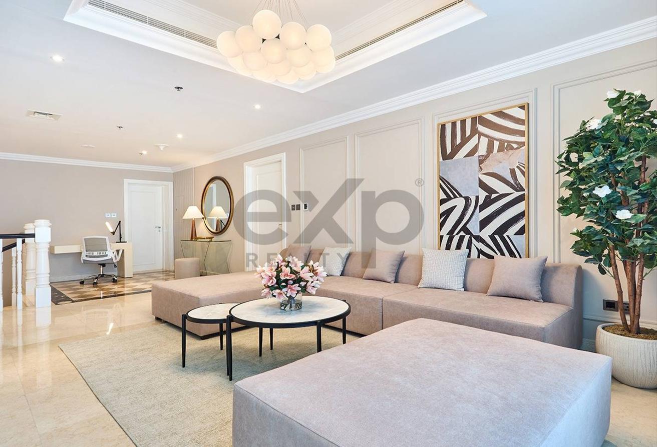 Fully Upgraded | Furnished Luxury Duplex | Bills Incl photo 10