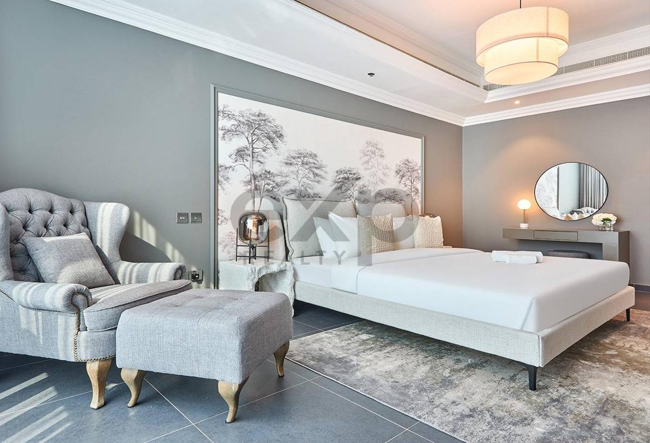 Fully Upgraded | Furnished Luxury Duplex | Bills Incl photo 17