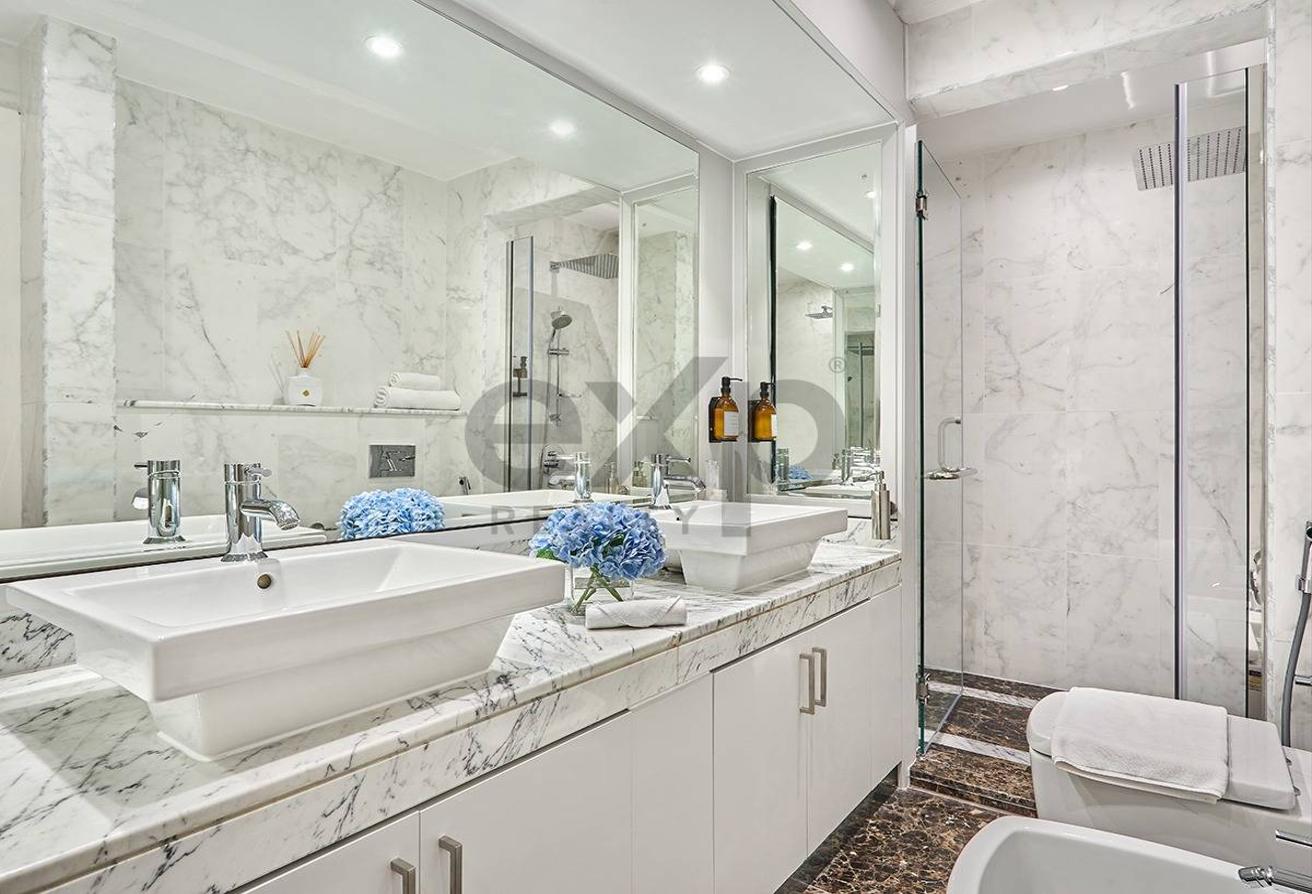 Fully Upgraded | Furnished Luxury Duplex | Bills Incl photo 26