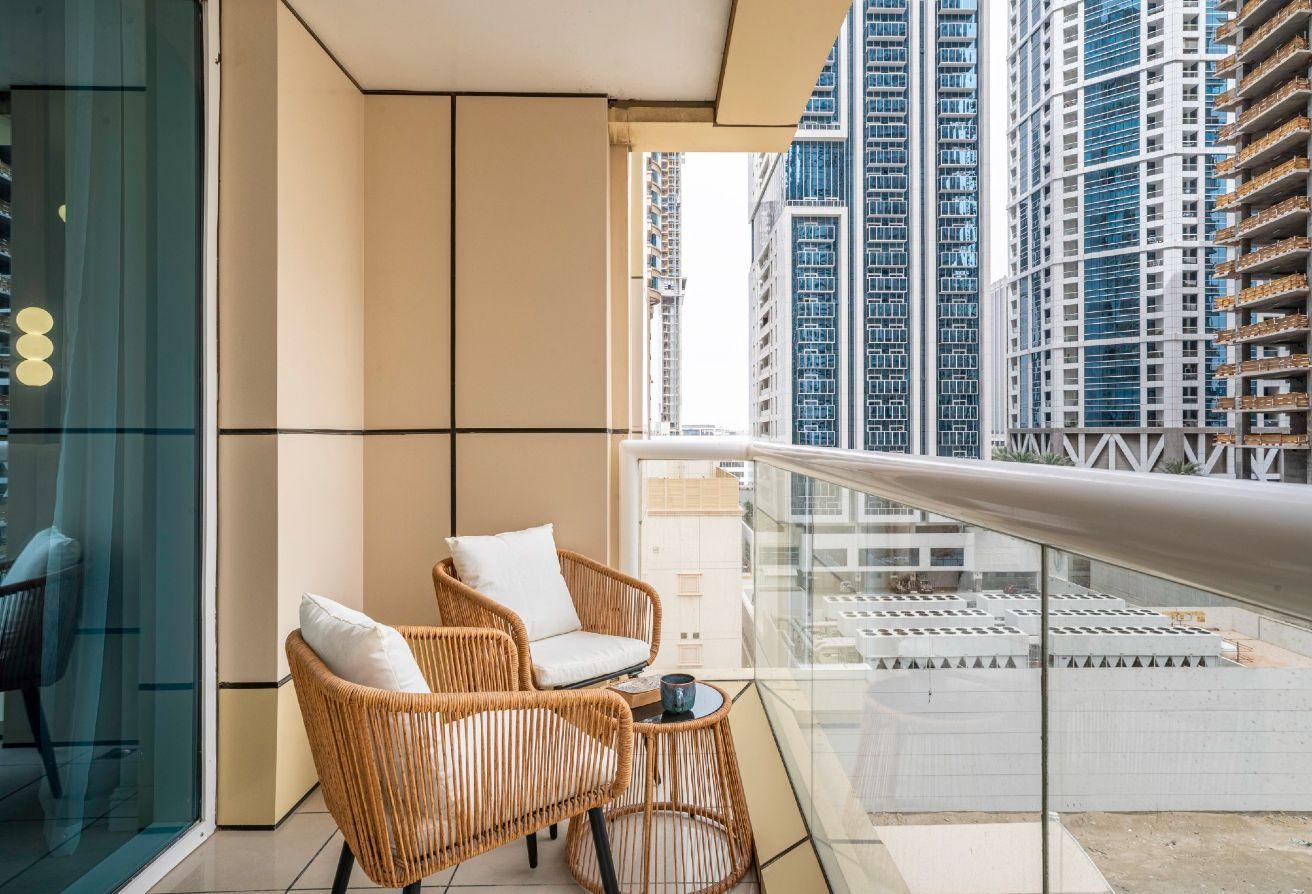 Upgraded bright 1BR|Wide balcony| Luxury Furnished photo 5