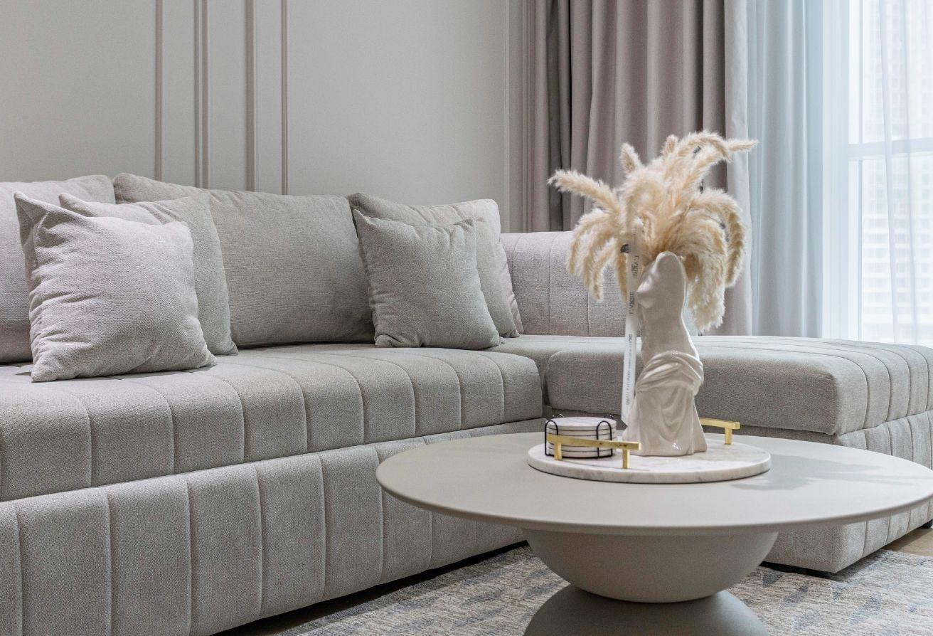 Upgraded bright 1BR|Wide balcony| Luxury Furnished photo 7
