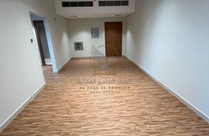 Apartment - 2 Bedrooms - 2 Bathrooms for rent in SRS Tower - Al Rashidiya 1 - Al Rashidiya - Ajman