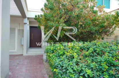 Townhouse - 2 Bedrooms - 3 Bathrooms for rent in Waterfall District - Al Ghadeer - Abu Dhabi