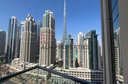 Apartment - 2 Bedrooms - 3 Bathrooms for rent in Vida Residence Downtown - Downtown Dubai - Dubai