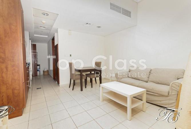 102007368 - Property Image 2