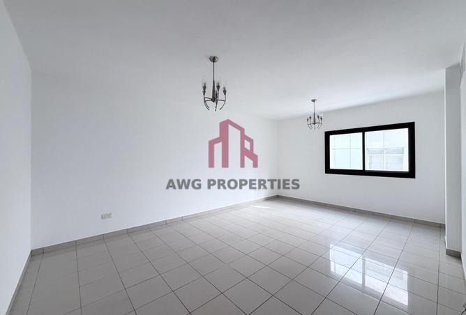 102840882 - Property Image 3