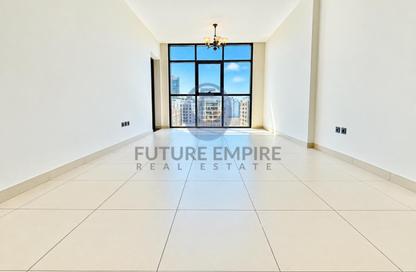 Apartment - 2 - 3 for rent in Dhana 3 - Jumeirah Garden City - Al Satwa - Dubai