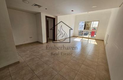 Apartment - 1 - 2 for rent in Venetian - Canal Residence - Dubai Sports City - Dubai
