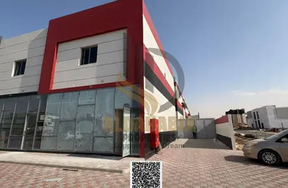 Warehouse - Studio - 2 Bathrooms for rent in Umm Al Thuoob - Umm Al Quwain