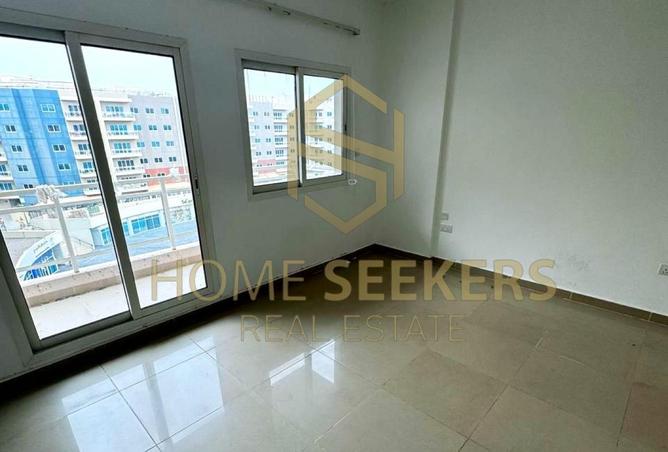 83215007 - Property Image 3