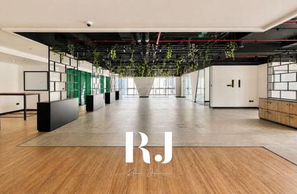 Office Space - Studio - 1 Bathroom for rent in Marina Plaza - Dubai Marina - Dubai