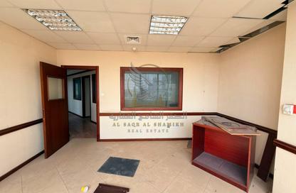 Office Space - Studio - 1 for rent in Al Majaz 1 - Al Majaz - Sharjah