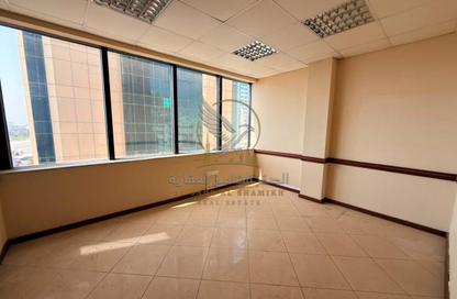 Office Space - Studio - 1 for rent in Al Majaz 1 - Al Majaz - Sharjah