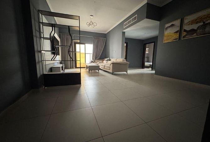 87030380 - Property Main Image