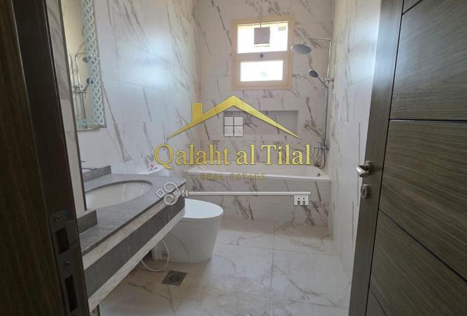 121546569 - Property Image 3
