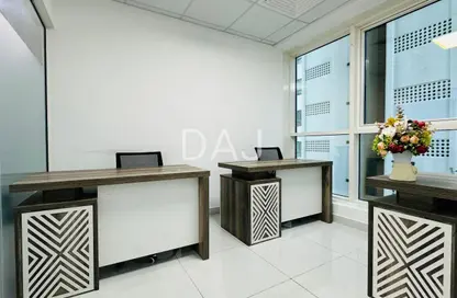 مكتب - غرفة نوم - 1 حمام للايجار في أسبن - شارع الشيخ زايد - دبي