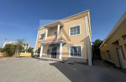 فيلا - 5 غرف نوم - 8 حمامات للبيع في المحيصنة 1 - المحيصنة - دبي