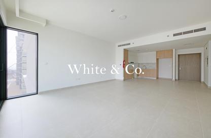 Apartment - 2 Bedrooms - 2 Bathrooms for sale in Seagate Building 1 - Seagate - Mina Rashid - Dubai