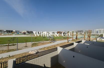 Townhouse - 4 - 4 for sale in West Village - Al Furjan - Dubai Townhouse - 4 - 4 for sale in West Village - Al Furjan - Dubai
