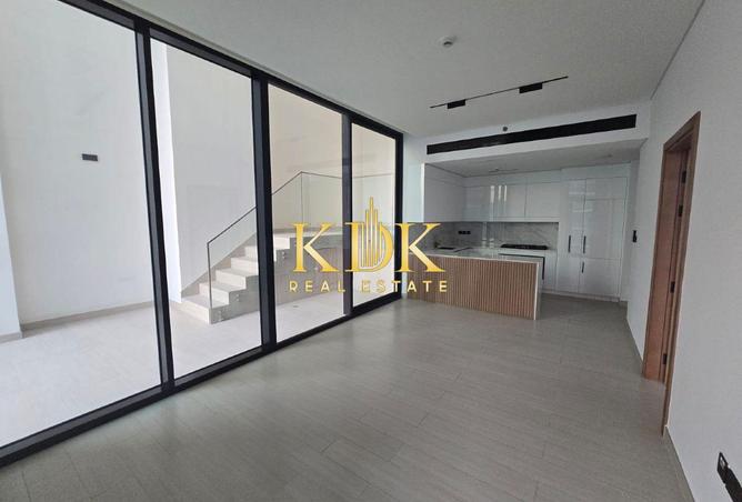 2Br+Private Pool | Fitted Kitchen | Spacious Unit photo 2