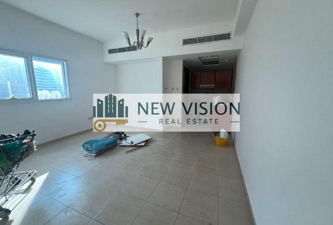 98708902 - Property Main Image