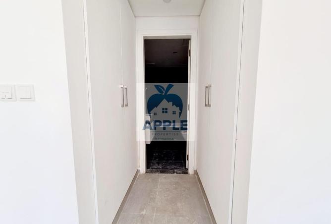 54949427 - Property Image 2