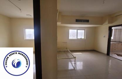 Apartment - 1 Bedroom - 1 Bathroom for rent in Al Naba'ah 8 Building - Al Naba'ah - Al Sharq - Sharjah