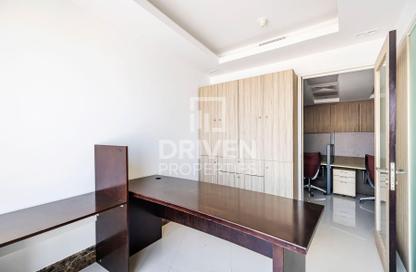 Office Space - Studio for rent in I Rise Tower - Barsha Heights (Tecom) - Dubai