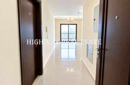 Apartment - 2 - 2 for rent in Muwaileh 29 Building - Muwaileh - Sharjah