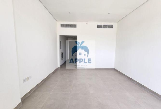 56961243 - Property Main Image