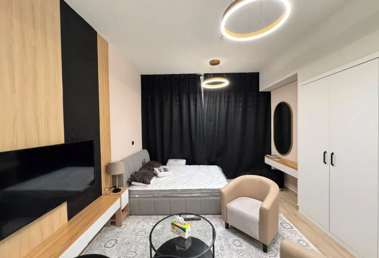 156895213 - Property Main Image